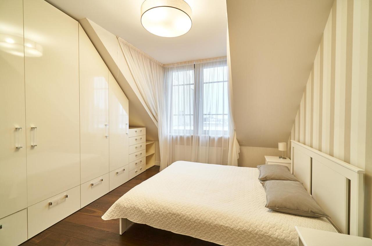 Emi Apartment Riga Exteriör bild