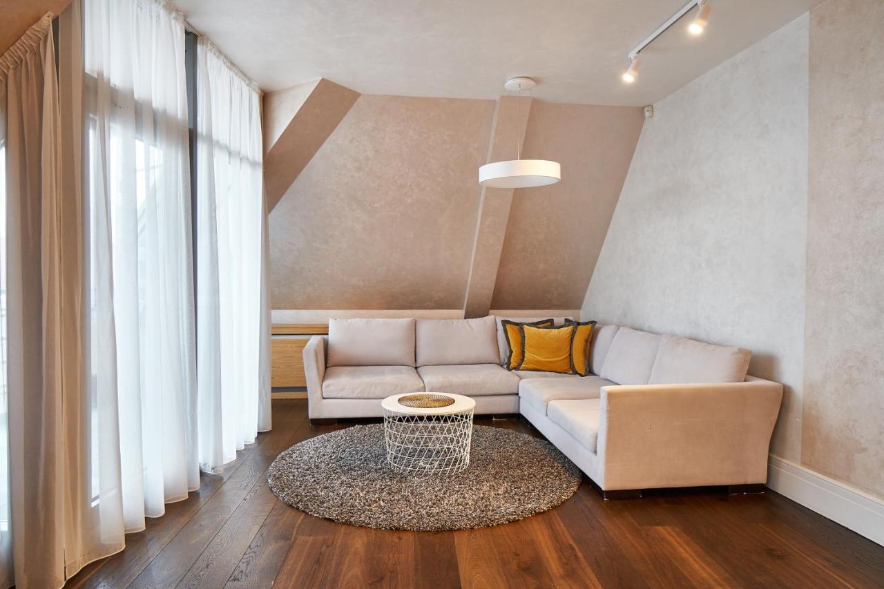 Emi Apartment Riga Exteriör bild